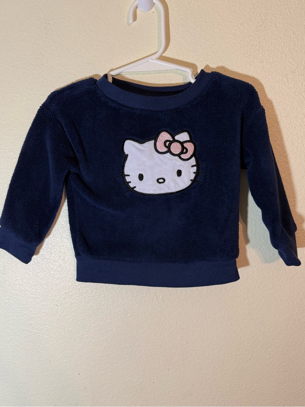 Hello Kitty Girls Infant Crew Neck Sweatshirt - VERY SOFT - Size 12 months
